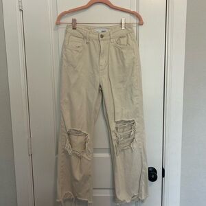 Vervet Ripped Cream Jeans